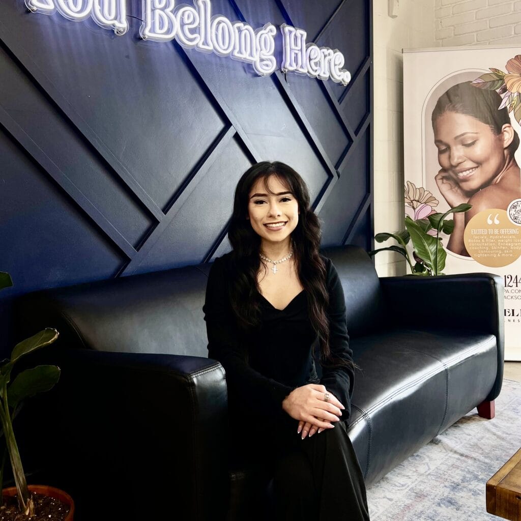 FC885E89 8C3C 4B3A 836A 753C7B74C132 1 201 a 1 - Urban Eve